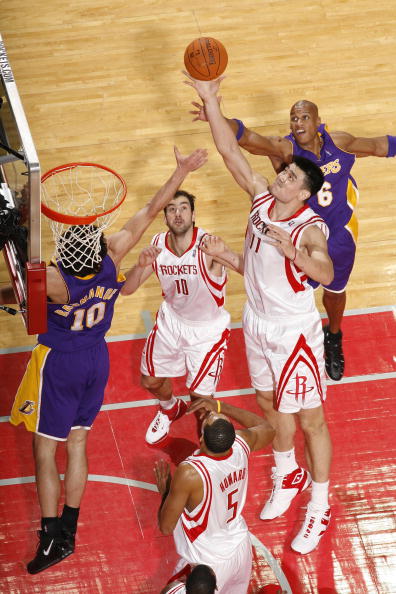 于多方面的 于多方面的