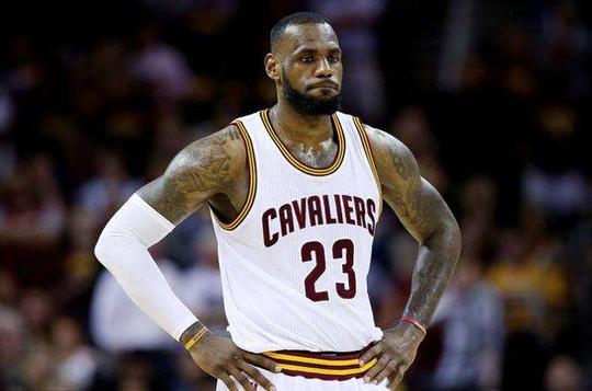 了相当的坚 了相当的坚