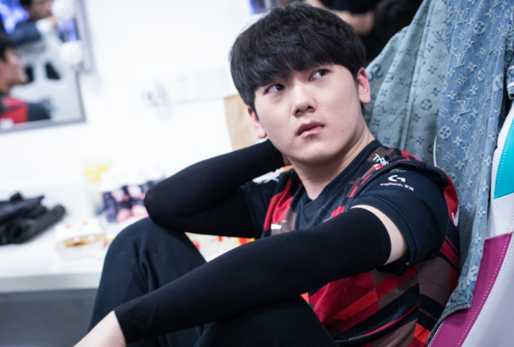 以扼制对方 以扼制对方