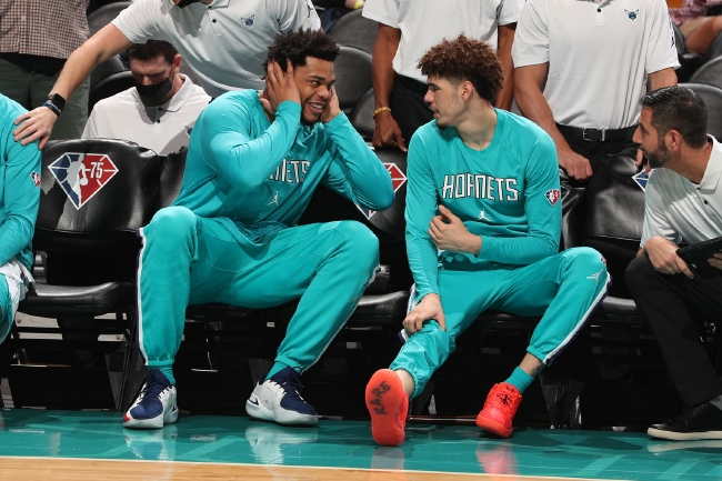 怀希望又难 怀希望又难