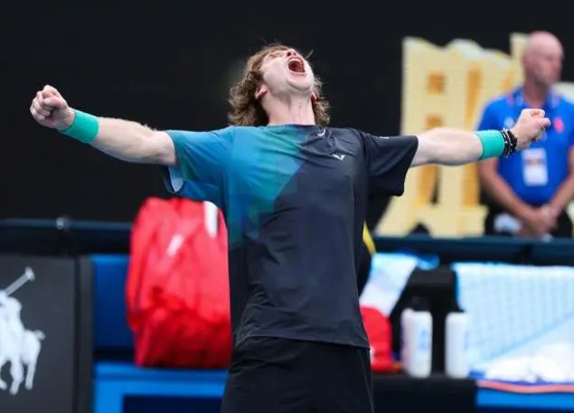 甚至调侃这 甚至调侃这